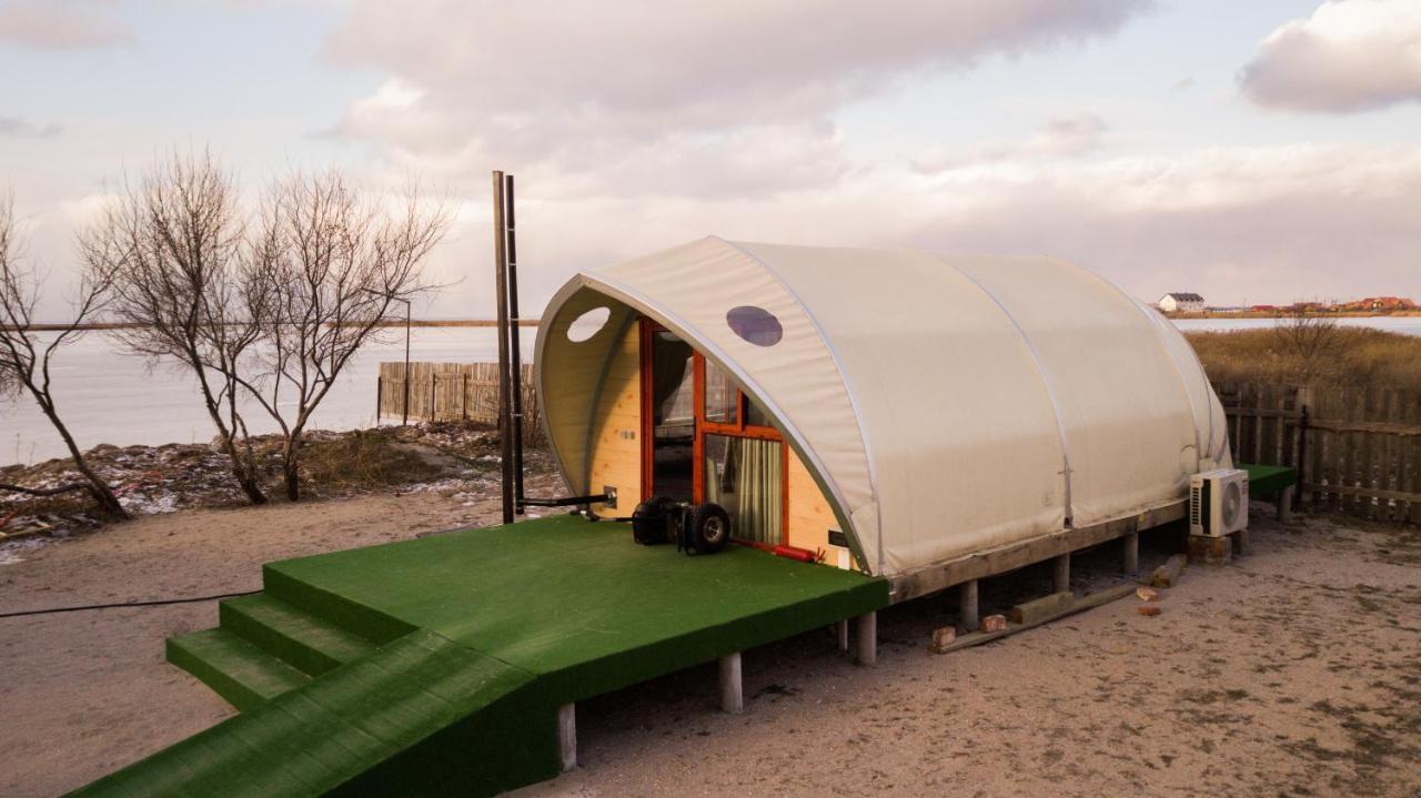 Glamping Berdyansk Hotel Екстериор снимка