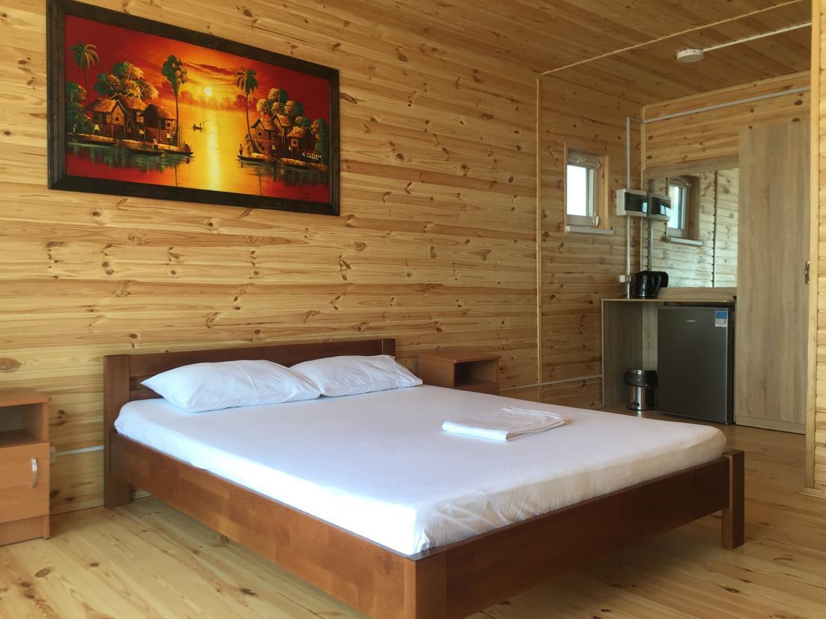 Glamping Berdyansk Hotel Екстериор снимка